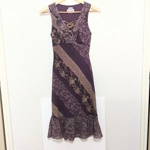 Sleeveless Floral and Stripe V-Neck Midi Dress Flowy Hemline Purple size 2